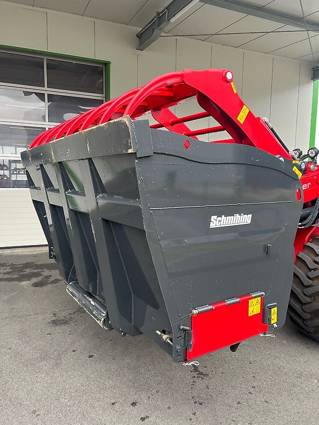 Schmihing Uni Feeder 2400 mit hydr. Greifarm Austrag rechts