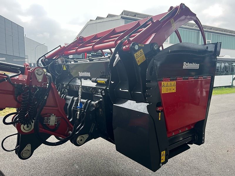 Schmihing Uni Feeder 2400 mit hydr. Greifarm Austrag rechts