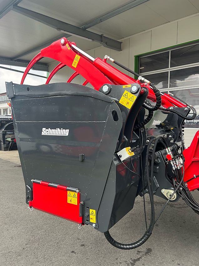 Schmihing Uni Feeder 2400 mit hydr. Greifarm Austrag rechts