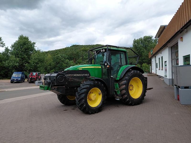 John Deere 7530 Forstmaschine