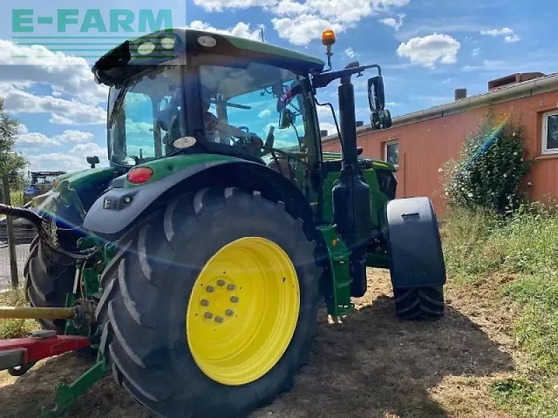John Deere 6135r