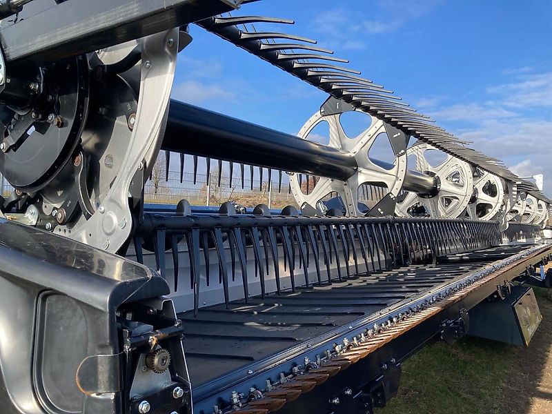 MacDon FD241DK NH, Ke.