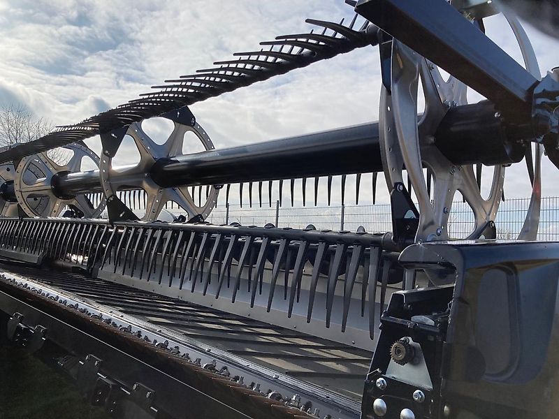 MacDon FD241DK NH, Ke.