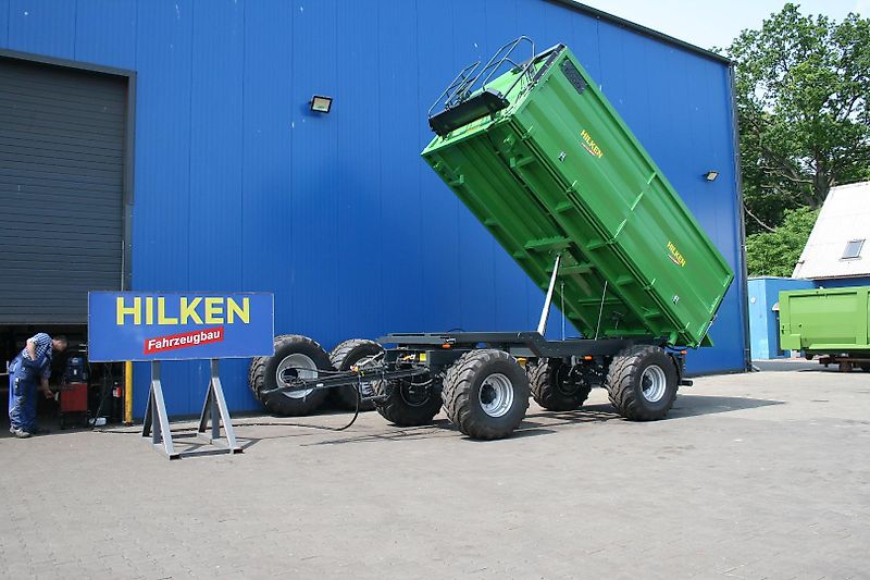 Hilken ZMK5000 Zweiachs-Muldenkipper, Reifen 560/60R22,5