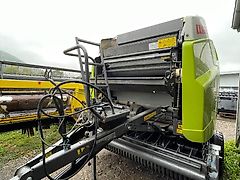 Claas Variant 365 RC