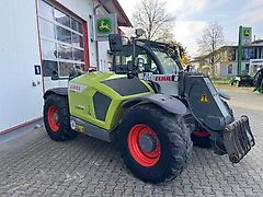 Claas Scorpion 7055