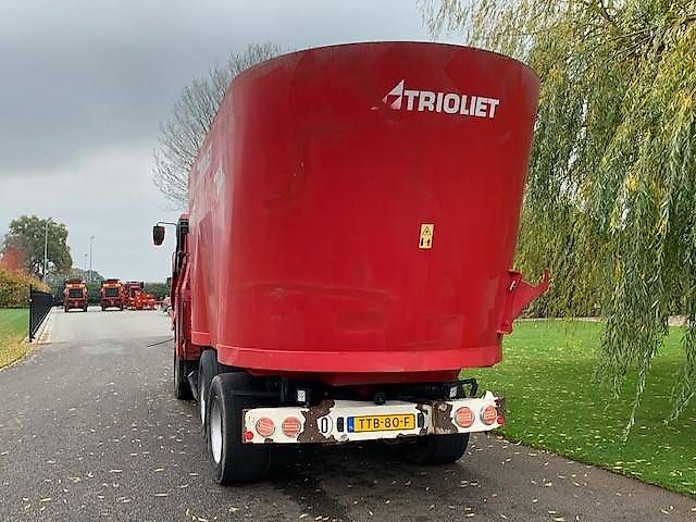 Voermengwagen Trioliet Triotrac 2-2400 NEW EDITION