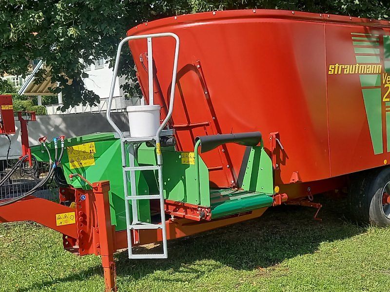 Strautmann Verti Mix 2401 Double