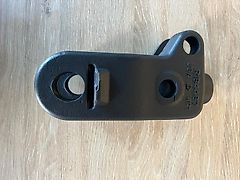 John Deere REAR LINKAGE YOKE (used) - John Deere 7020, 7030