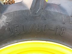 Trelleborg 250/80-18 Trelleborg IM110