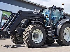 Valtra T145 A