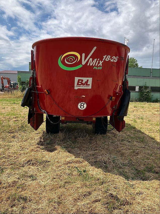 BvL Futtermischwagen V-Mix 18 2S