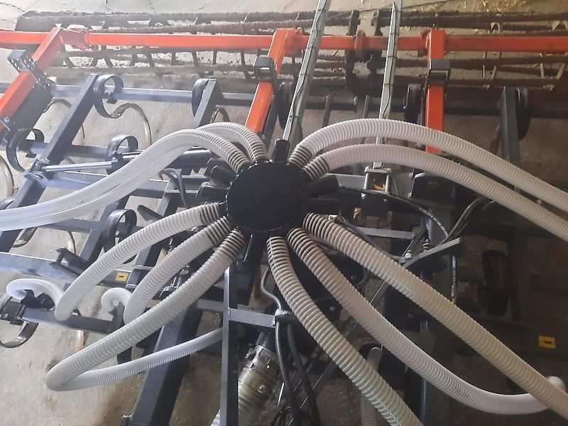 Delimbe T20 Fronttank 1700l pneumatische Sämaschine Sägerät