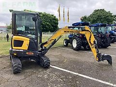New Holland e 25 d