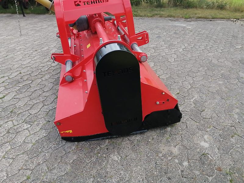 Tehnos 300cm Mulcher Frontanbau Heckanbau Tehnos Frontmulchgerät Ideal zur Zwischenfruchtbearbeitung im Vorlauf Frontanbaumulcher Tehnos MU300LW profi