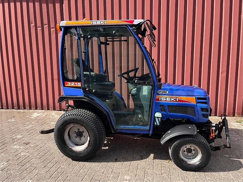 Iseki Iseki TM 3215 AHLK Kommunaltraktor Schlepper Winterdienst Traktor