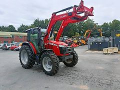 Massey Ferguson 5711M CAB