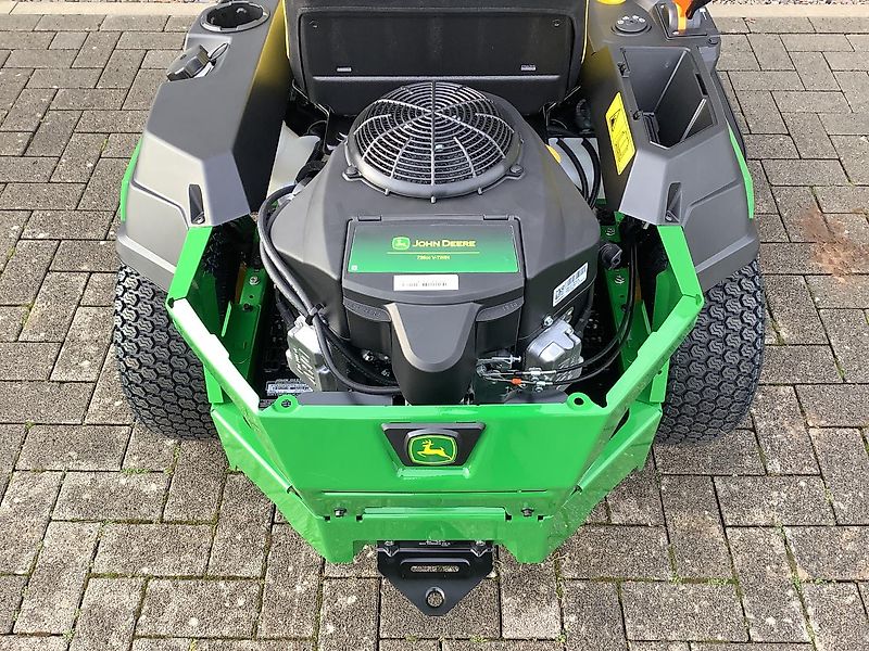 John Deere Z320M