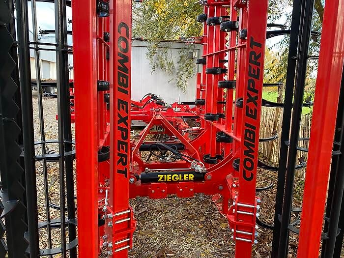 Ziegler Leichtgrubber Combi Expert 6001