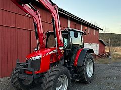 Massey Ferguson 5711