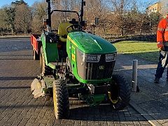 John Deere 2038R ROP 60D