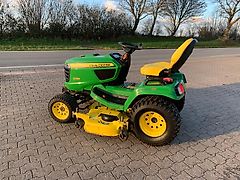 John Deere X 758