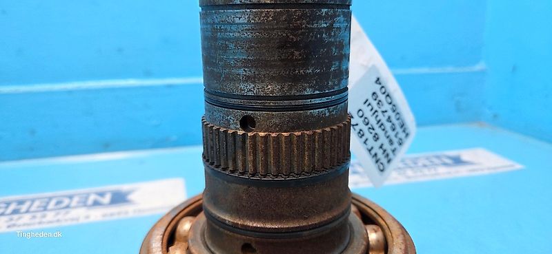 New Holland 8260 (Spare part/Reservedel/Ersatzteil)