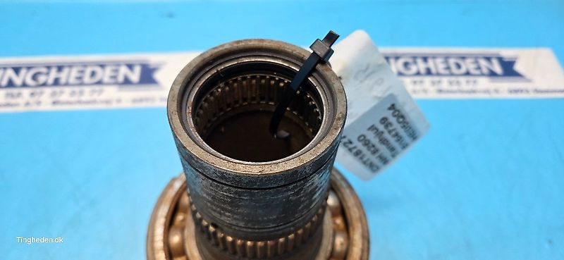 New Holland 8260 (Spare part/Reservedel/Ersatzteil)