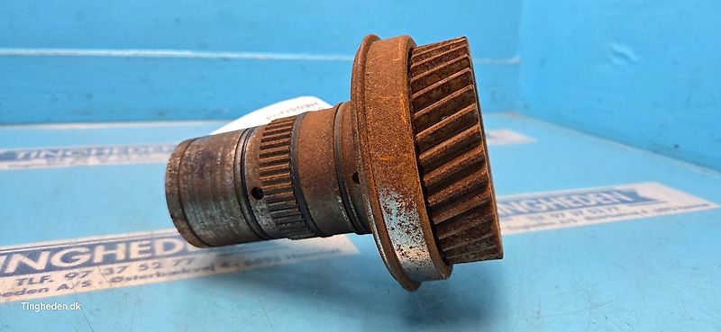 New Holland 8260 (Spare part/Reservedel/Ersatzteil)