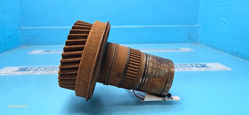 New Holland 8260 (Spare part/Reservedel/Ersatzteil)