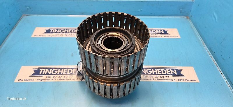 New Holland 8340 (Spare part/Reservedel/Ersatzteil)