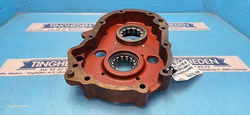 New Holland 8340 (Spare part/Reservedel/Ersatzteil)