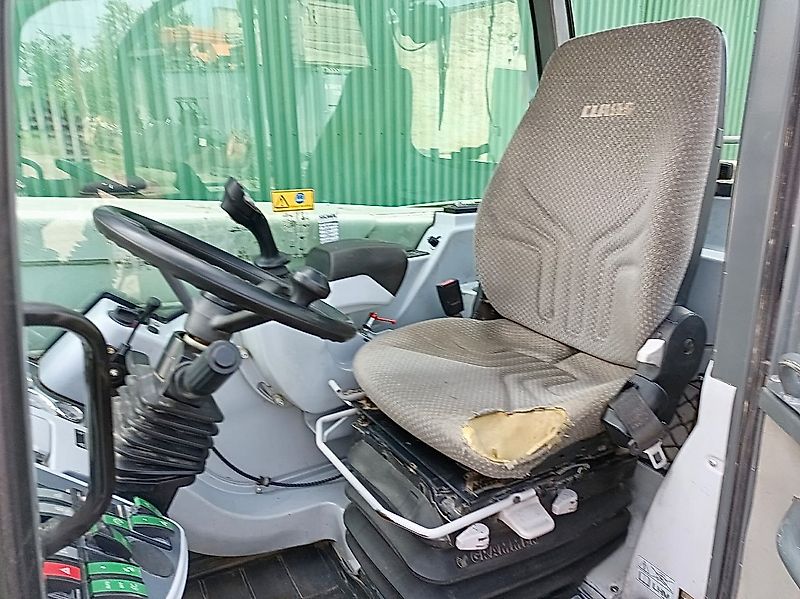 Claas Scorpion 7040 Varipower