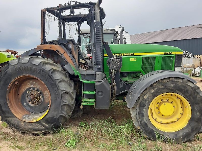 John Deere John Deere 8130, 8230, 8330, 8430, 8530 Breaking for spare parts only