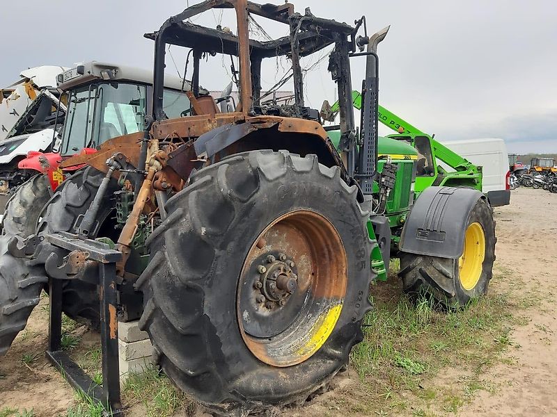 John Deere John Deere 8130, 8230, 8330, 8430, 8530 Breaking for spare parts only