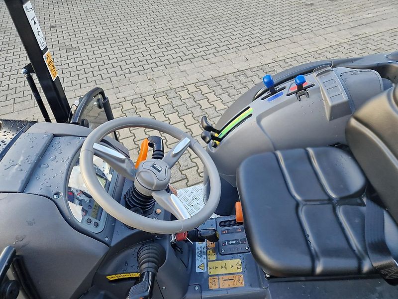 Deutz-Fahr 3060 Agrokid in der Black Edition