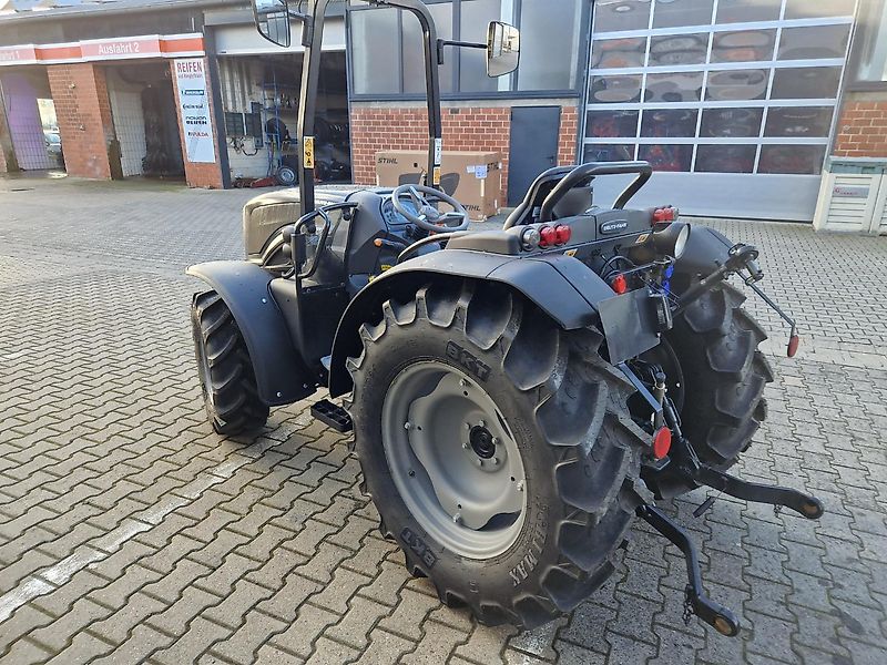 Deutz-Fahr 3060 Agrokid in der Black Edition