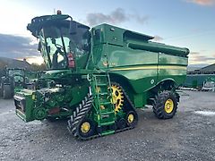 John Deere S780