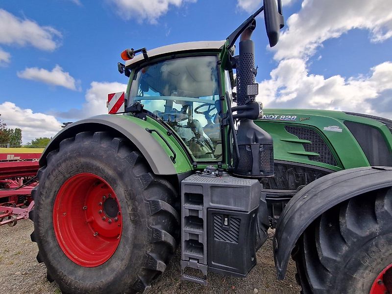 Fendt Vario 828