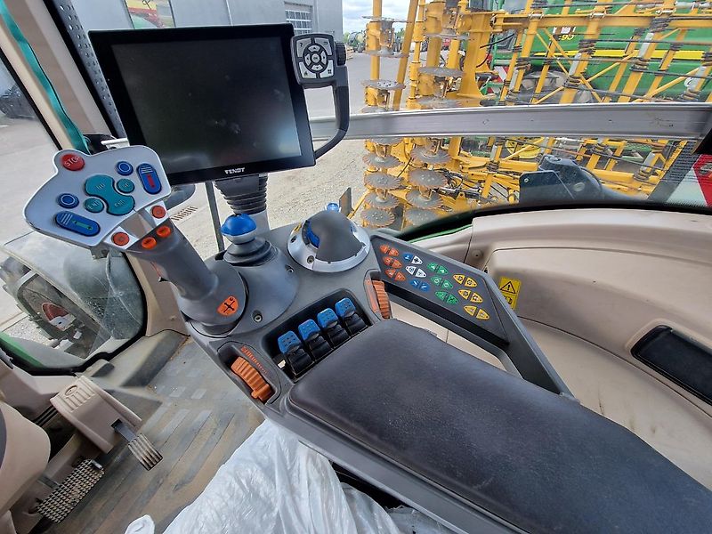 Fendt Vario 828