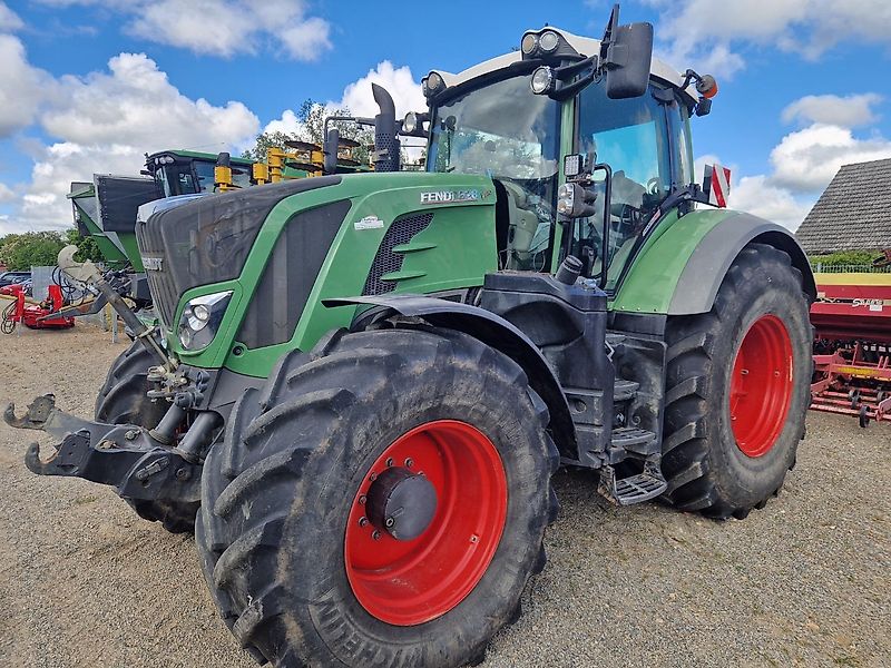 Fendt Vario 828