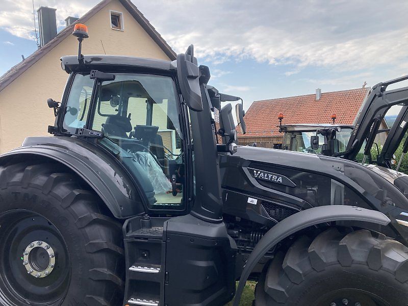 Valtra Q 305 Rüfa
