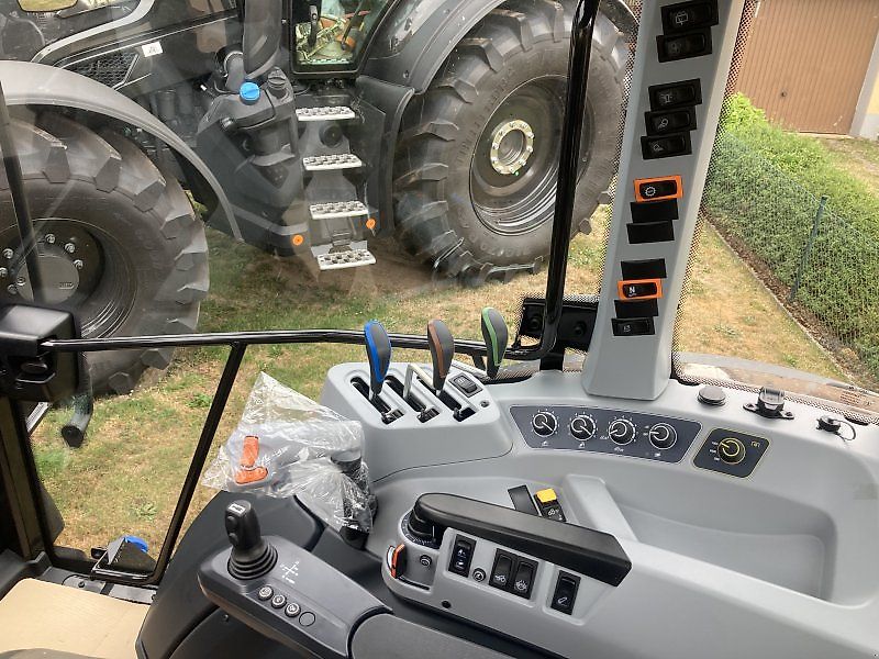 Valtra A 105 H4