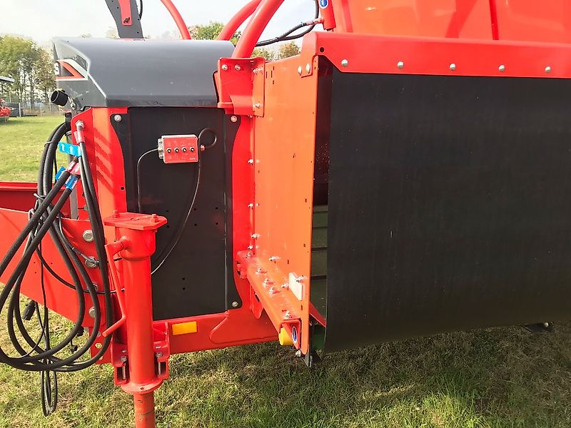 Kuhn PROFILE 14.2 CS COMPACT
