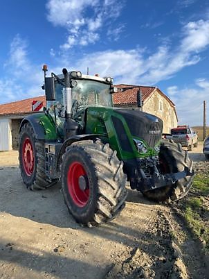 Fendt 828 VARIO S4 PROFI PLUS