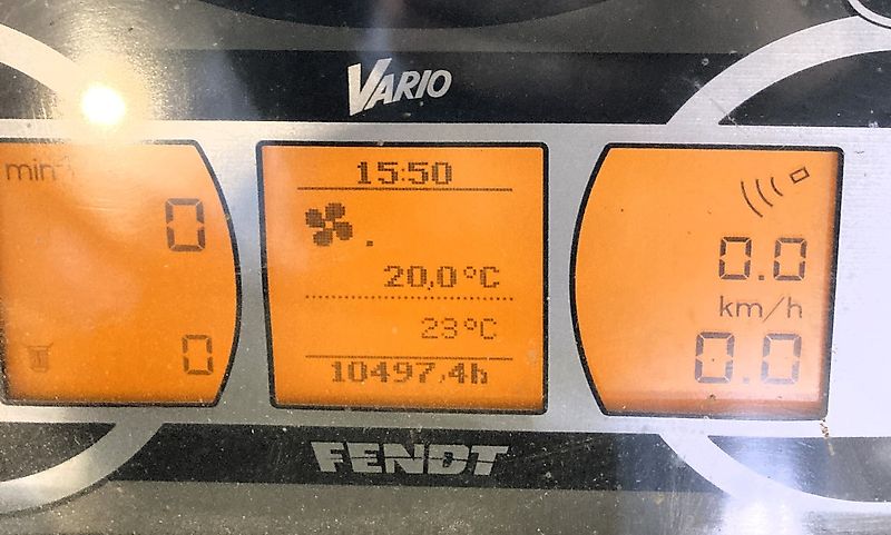 Fendt 724 Vario TMS Profi Plus mit Frontlader