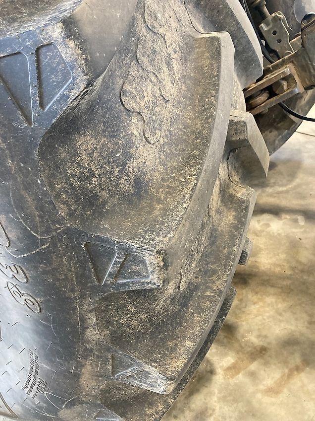 Fendt 724 Vario TMS Profi Plus mit Frontlader