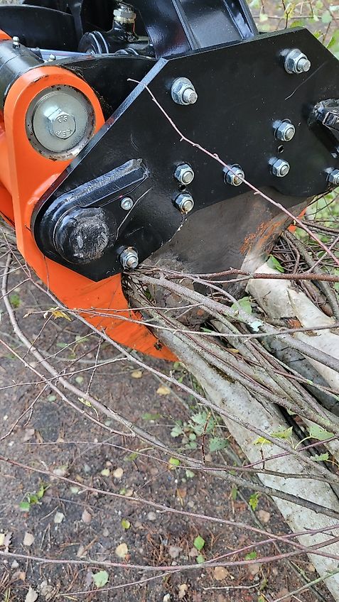 KX-TreeShears KX210 ...der innovative Fällgreifer von KX-Treeshears aus Finnland für Bagger von 1,8- 5t Einsatzgewicht