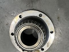 John Deere BEARING HOUSING For DIFFERENTIAL (used) - John Deere 6M, 6R, 7030, 7000, 7010
