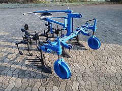 Grimme Köckerling Kartoffelhackgerät 2 Reihig mit Winkelmesser Dammformer mit Streifenformer 70cm Reihenabstand Kartofflelochgerät 35cm lochabstand mit Exaktsteuerung Rahmenbreite 140cm ideal auch für Sonderkulturen zur 2 Reihigen Anbau in Folirntunneln&Gewächsh